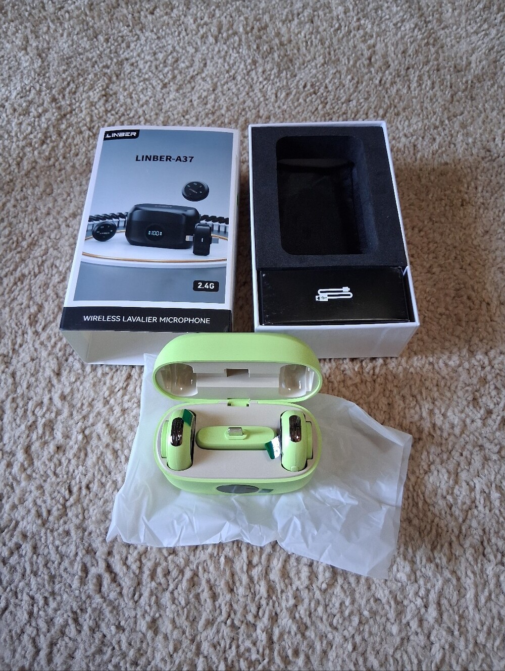 Green Linber A37 2.4gb Lavalier Wireless Microphone, Noise Cancelling Magnetic